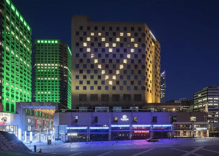 Doubletree By Hilton Montreal
